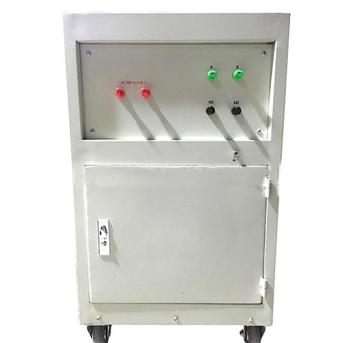 大電流發(fā)生器后置面版圖